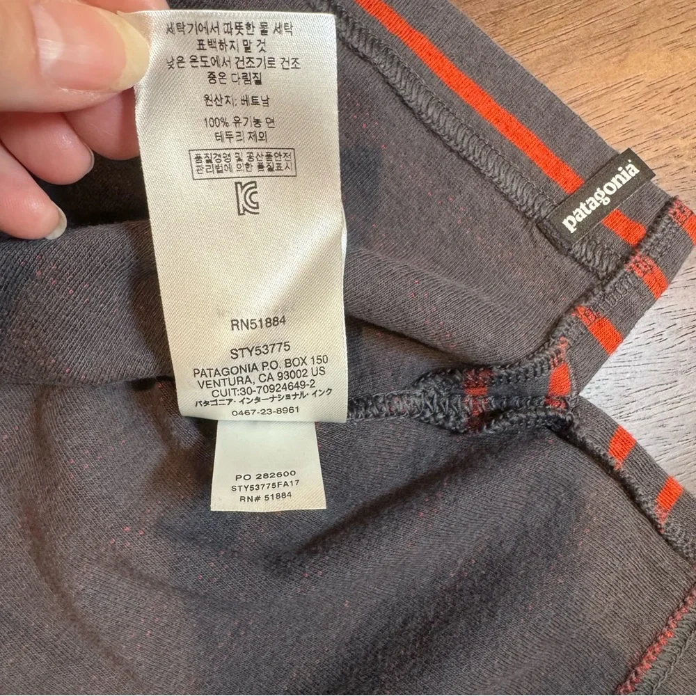 Patagonia‎ Misty Meadow 3/4 Sleeve Tee - Gray and Orangey/Red Stripes, Med - Picture 13 of 15